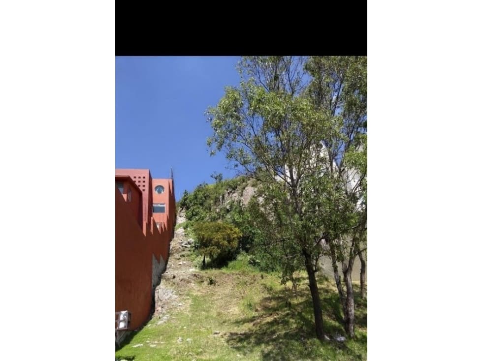 Terreno en venta en Pedregal de Echegaray - 1