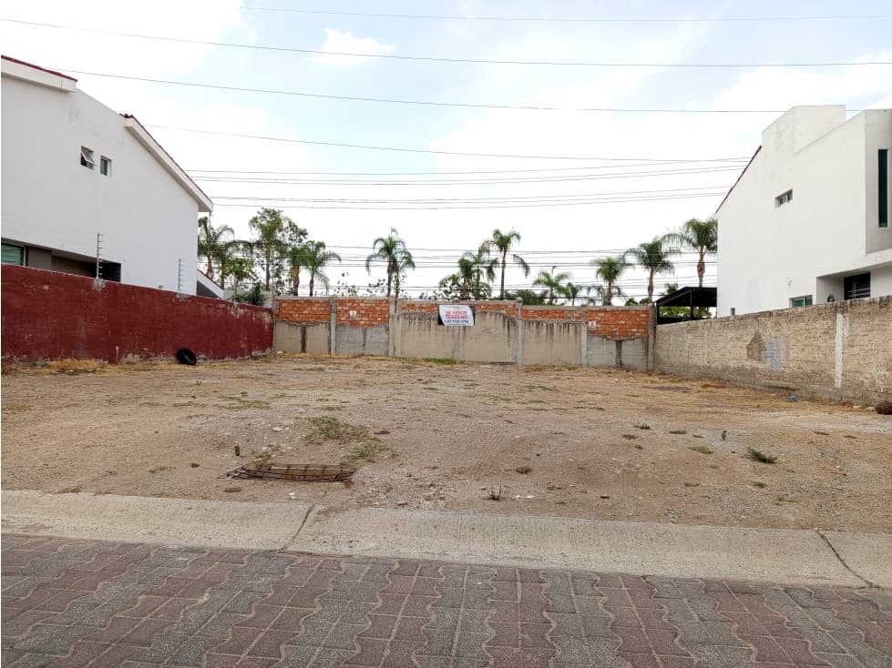 SE VENDE TERRENO EN NUEVA GALICIA TLAJOMULCO DE ZUÑIGA - 1