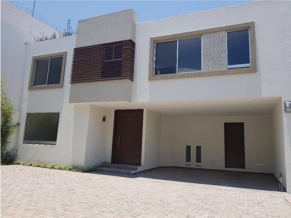 Casa En Renta En Lomas De La Carcaña Sobre Blvdr Forjadores - 1