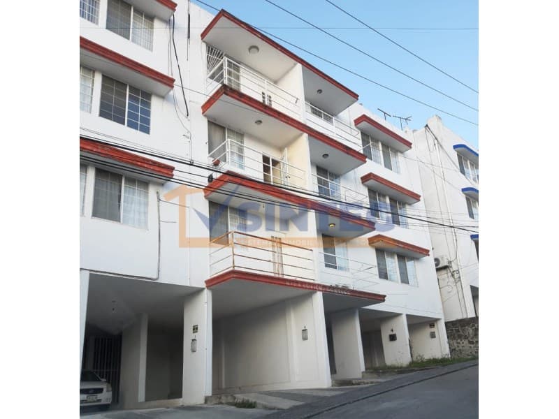 VENTA DEPARTAMENTO AMUEBLADO 3er. PISO BOSQUES DE SANTA ELENA POZA RICA VERACRUZ, Santa Elena - 1