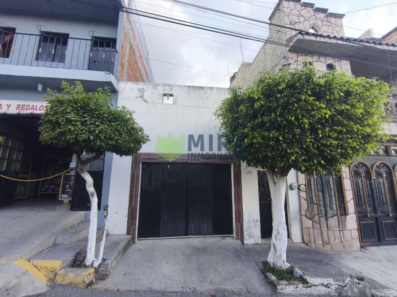 CASA PARA REMODELAR EN LA OBRERA A UNOS MINUTOS DE AV. MORELOS, Obrera - 1