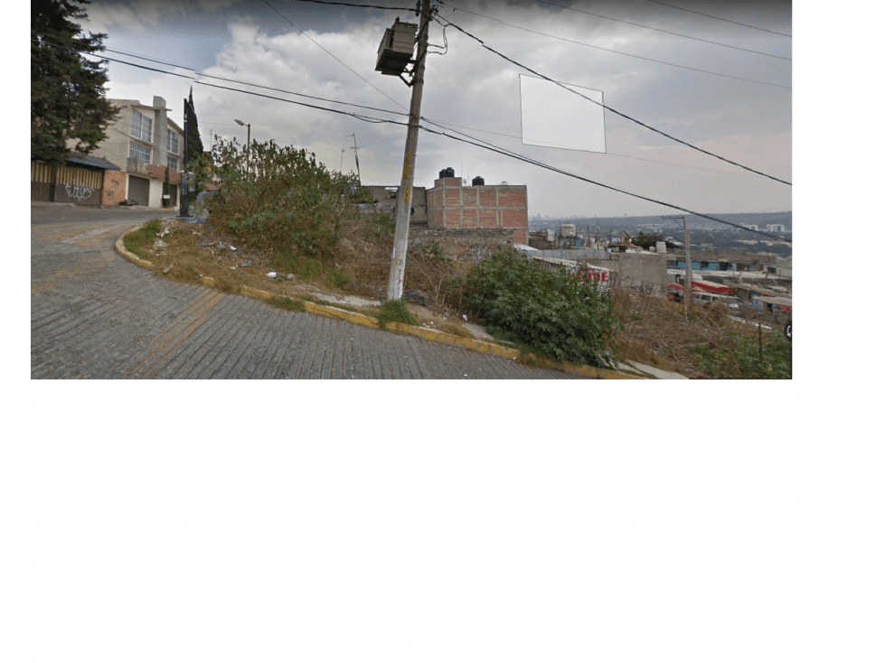 Terreno habitacional frente a la UVM Lomas Verdes - 1