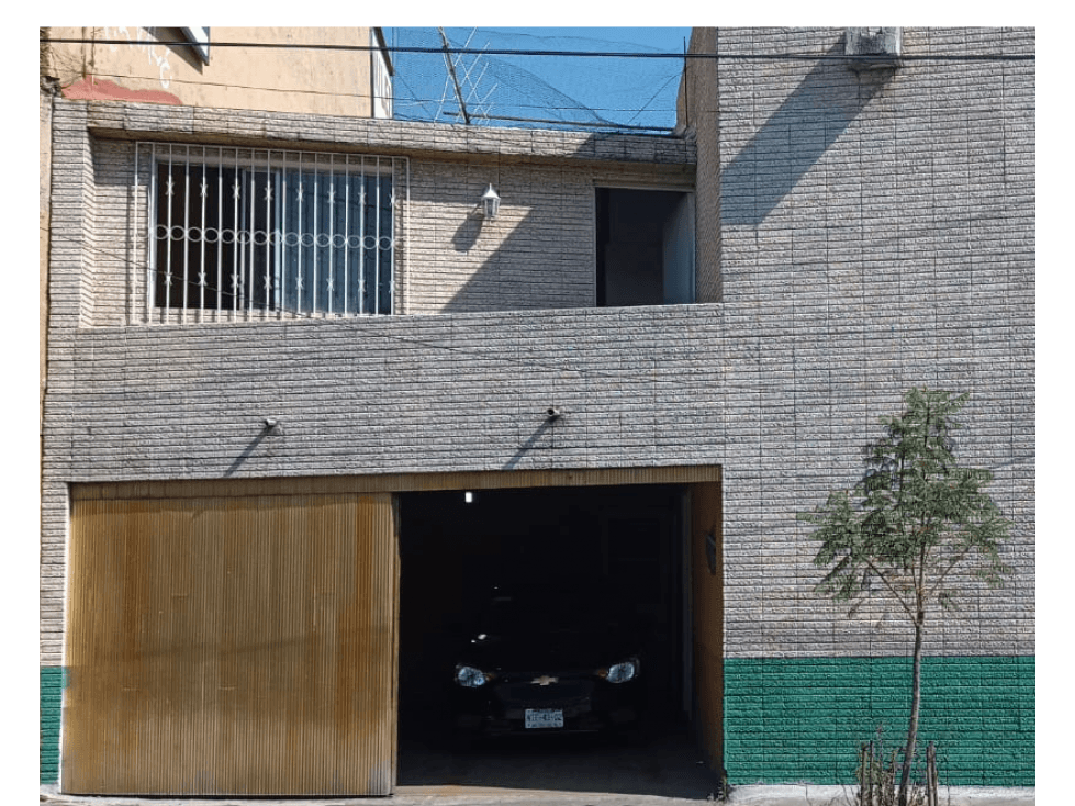 Comodidad y Estilo: Casa en Venta en la Colonia San Sebastián, Toluca - 1