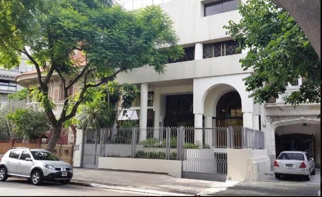 Casa en Barrio Parque 900 m2 - 1