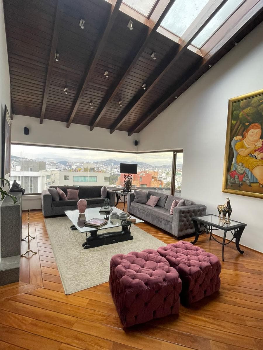 VENDO LUJOSO DEPARTAMENTO EN QUITO TENIS 4 DORMITORIOS - 1