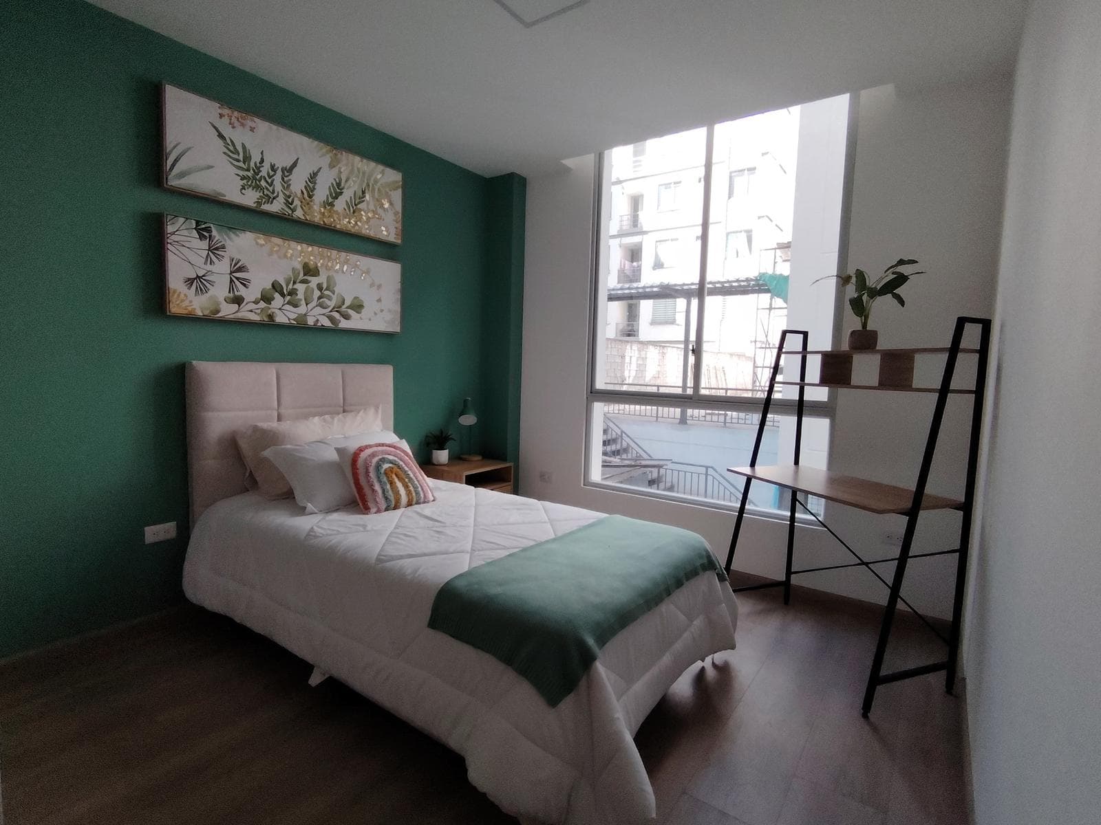 CT VENTA DEPARTAMENTOS POR ESTRENAR DE 2 Y 3 DORMITORIOS SECTOR LOS LAURELES - EL INCA - 1