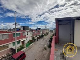 Casa en Venta de 3 dormitorios dentro de Conjunto, sector Bellavista de Calderón - 1