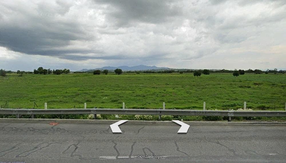 Terreno en Nextlalpan, Edo. Méx. Sup. 23,600 m2 - 1
