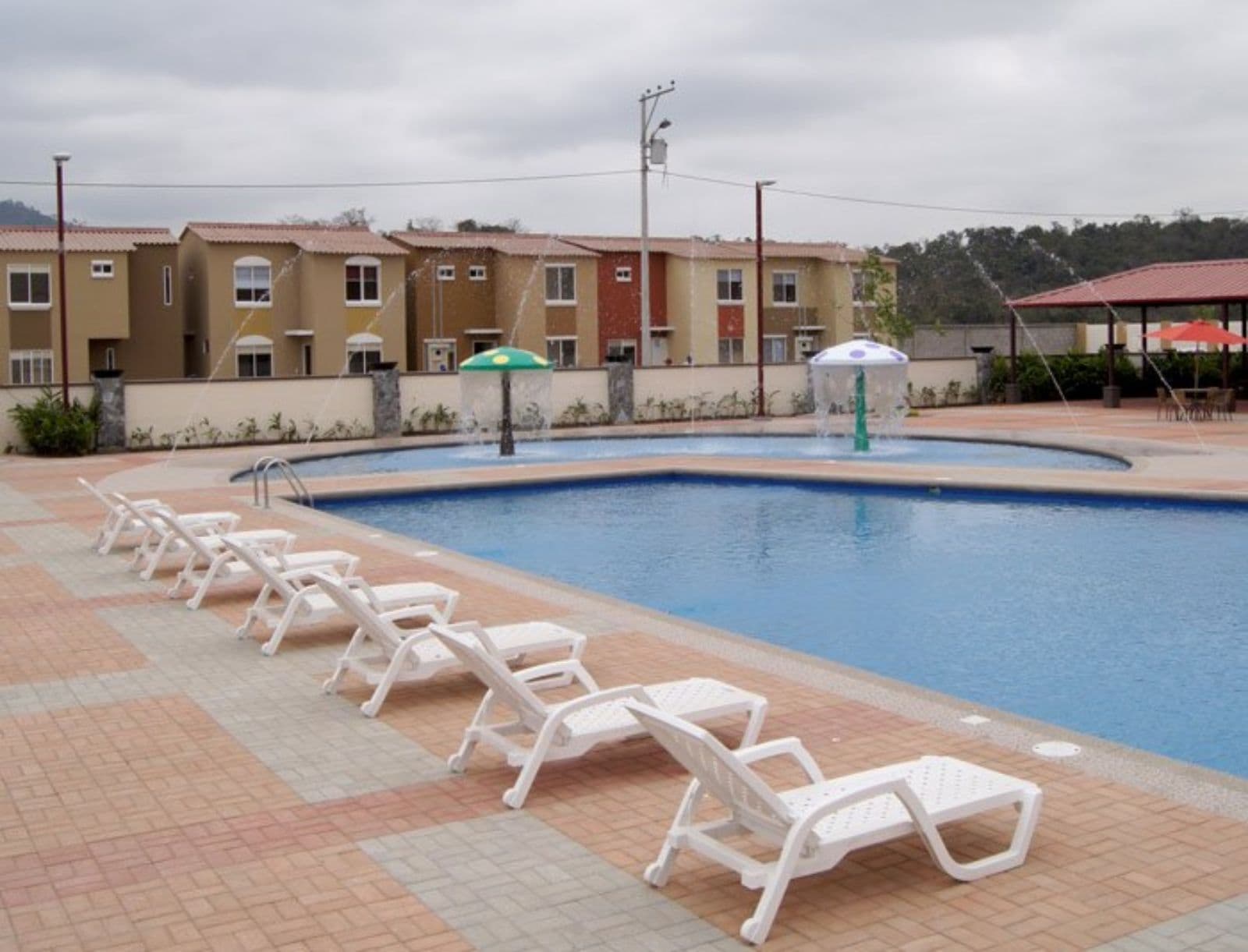 ALQUILER DE CASA URBANIZACIÓN VILLA DEL REY (VM) - 1