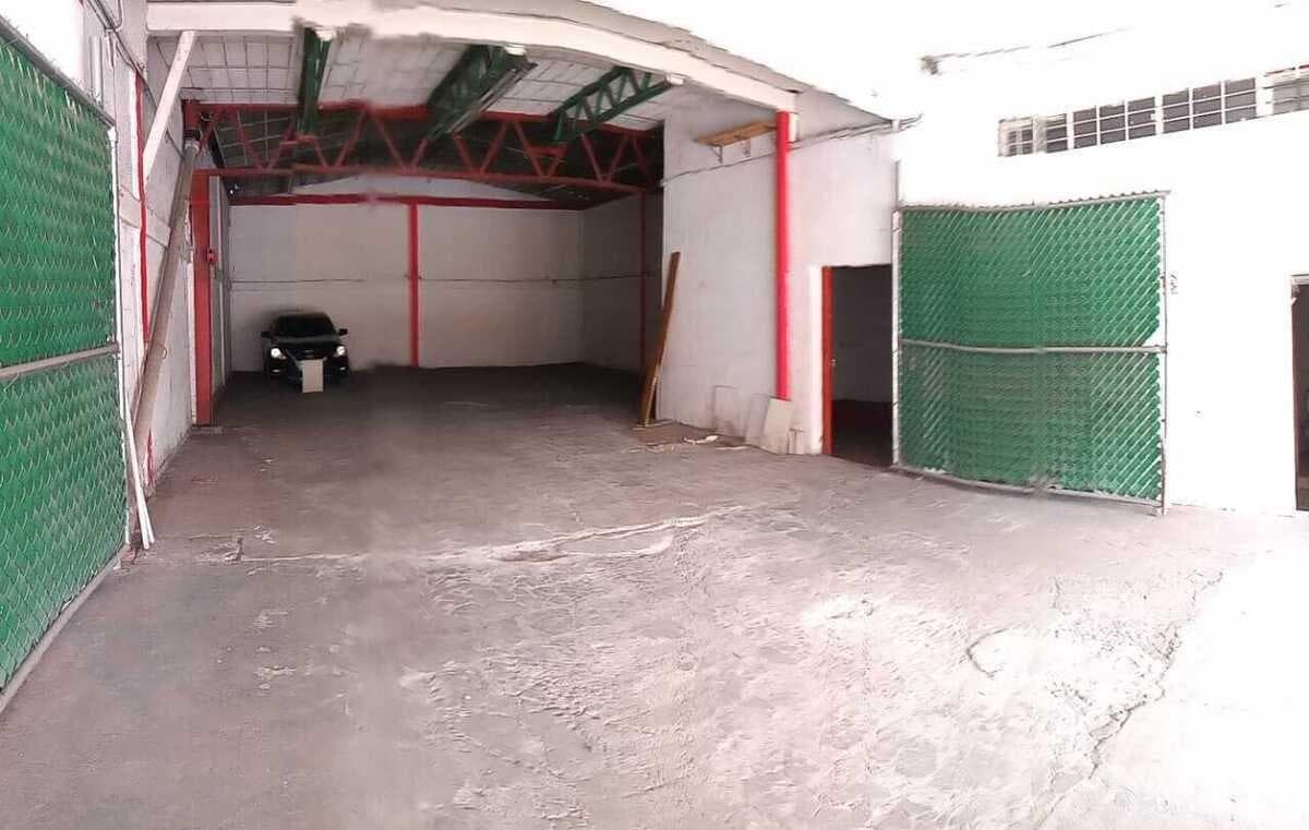 Bodega Industrial en Venta Venustiano Carranza - 1