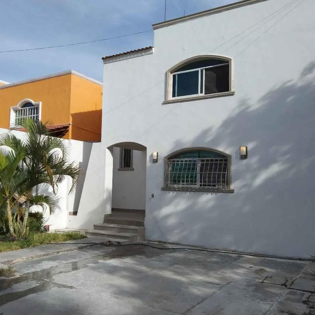 Casa en Fraccionamiento Cocotero de las Palmas - 1