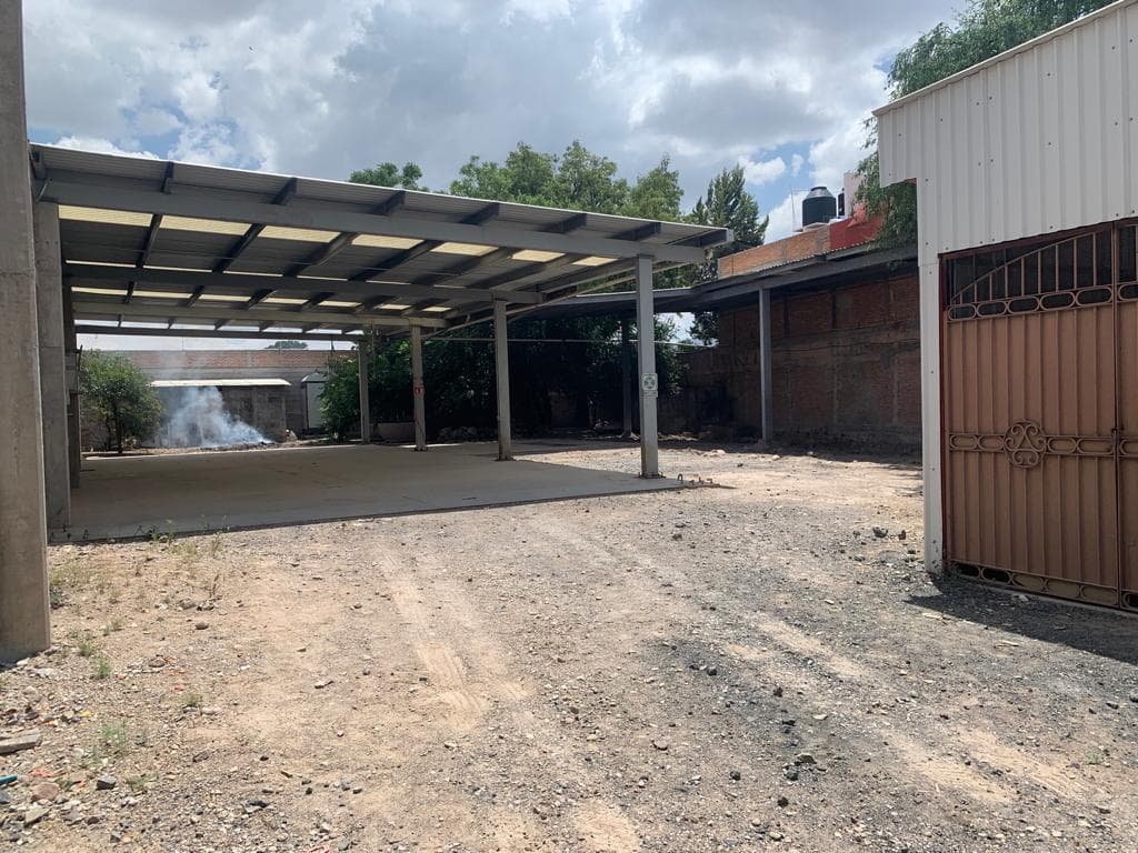 BODEGA EN VENTA EN COL. COMUNIDAD CHARQUILLO DEL SAUCIT - 1