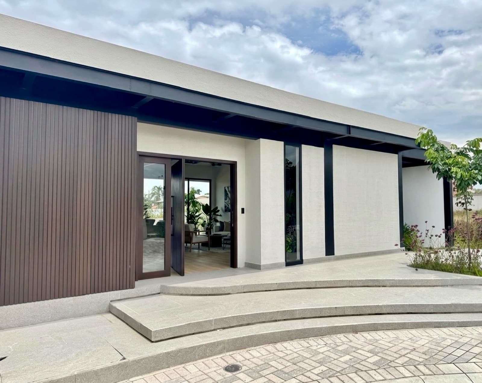 PUEMBO - SECTOR LA GRUTA 588.61 M2 EN VENTA TERRENO UNIFAMILIAR COS 100% - 1