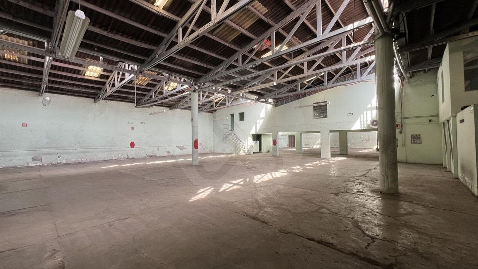 Bodega Comercial en Lago Hielmar Miguel Hidalgo - 1