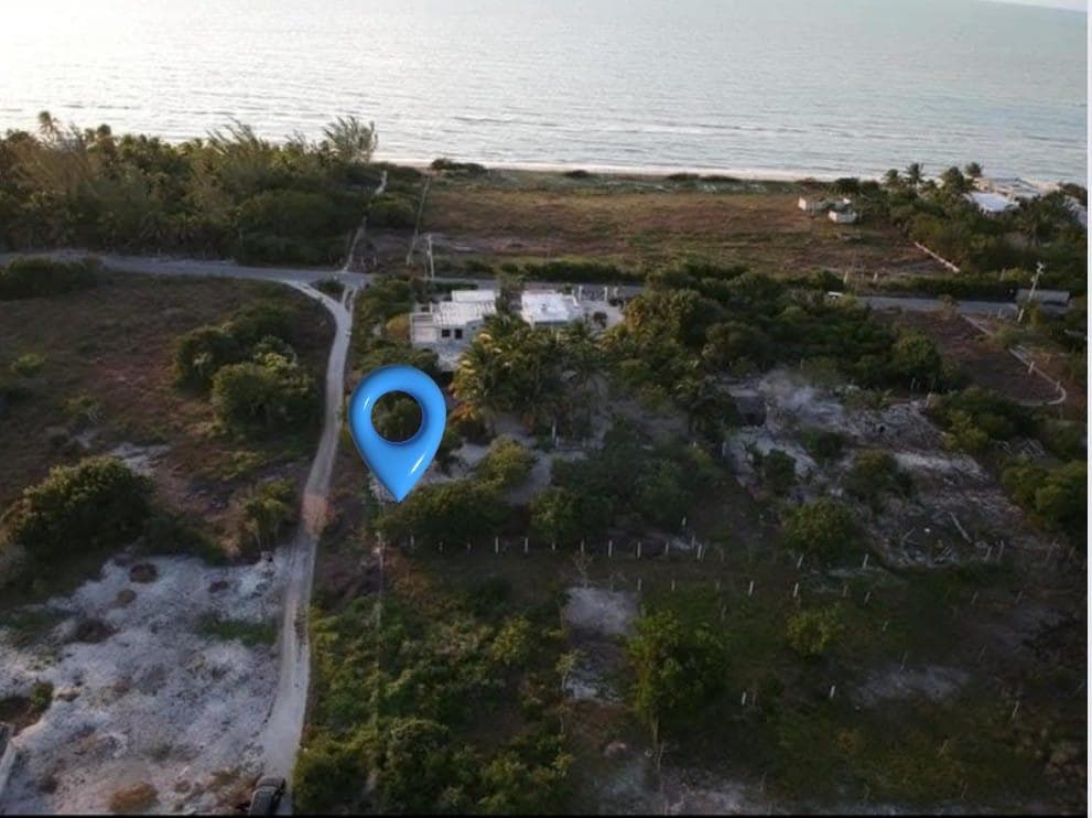 Terreno en playa Celestún Yucatán - 1