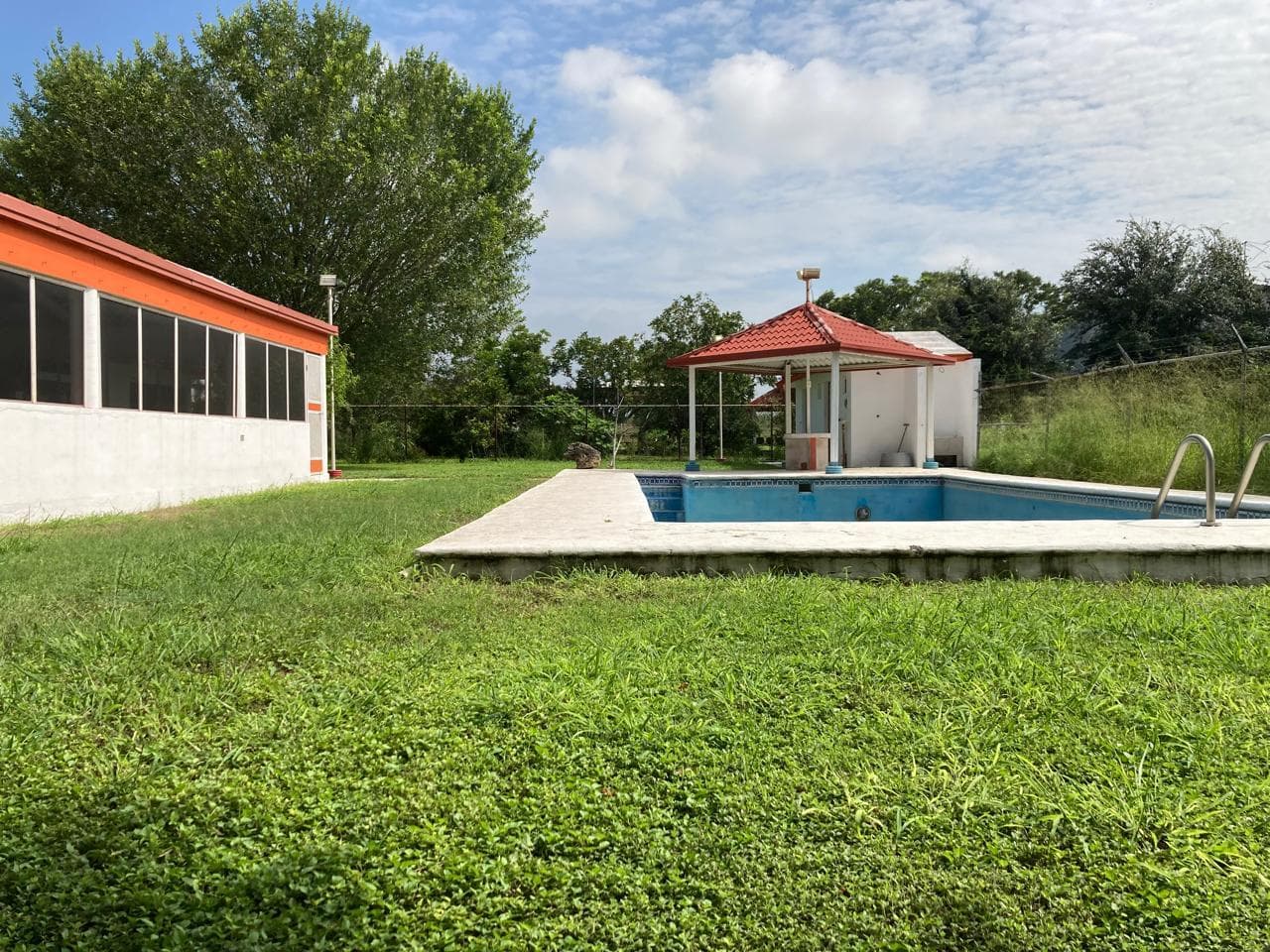 Quinta en Venta Pesqueria N.L. - 1