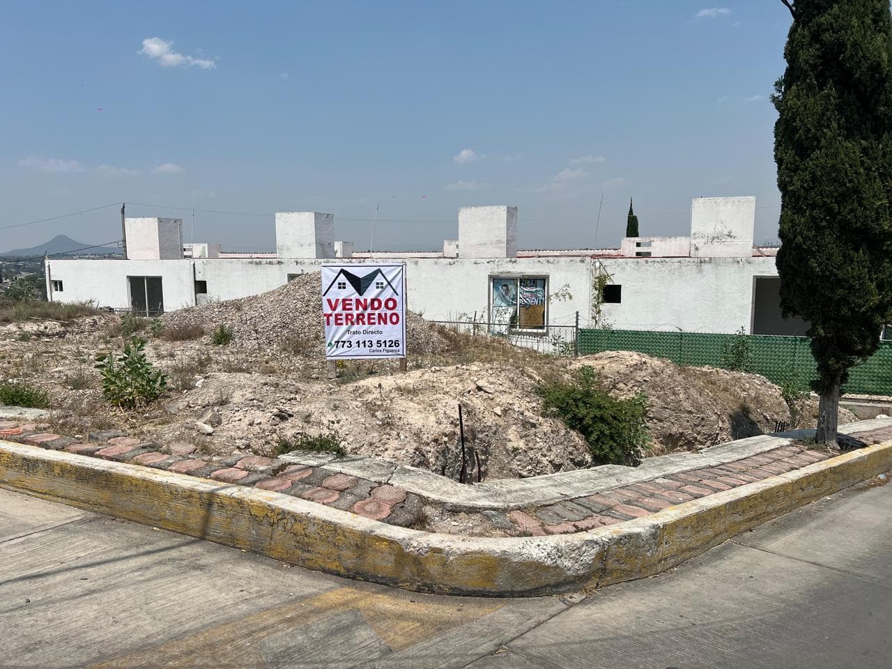 Terreno en Fraccionamiento Loma Blanca - 1