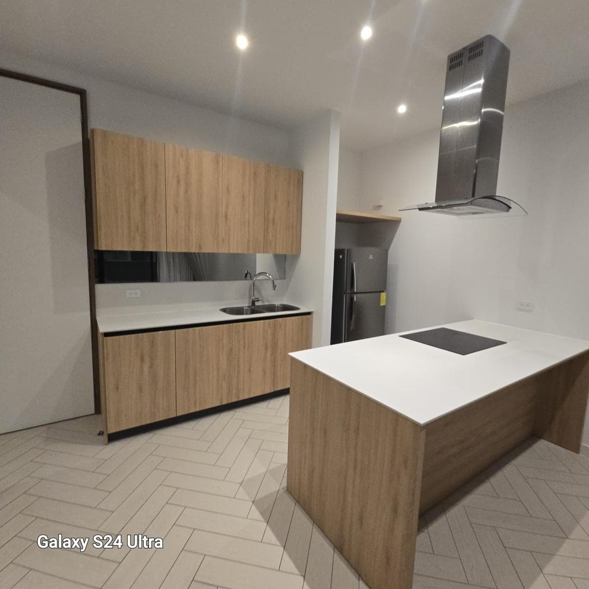 Departamento en renta Iqon - 1