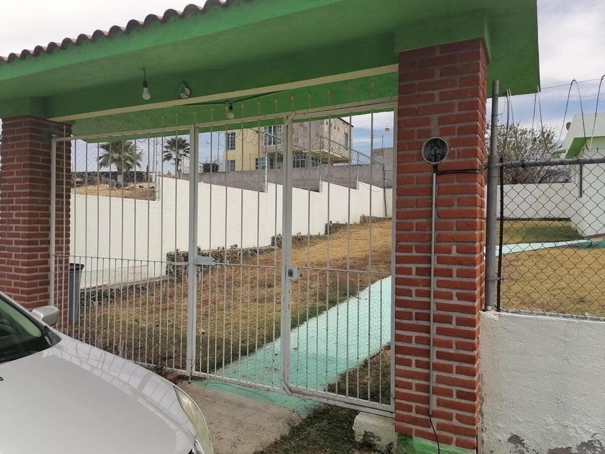VENTA CASA EN FRACCIONAMIENTO PRIVADO EN TLAYACAPAN, MORELOS - 1