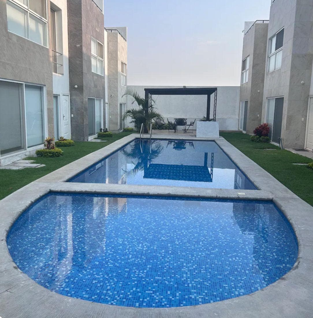 CASA RESIDENCIAL LOS CEDROS - 1