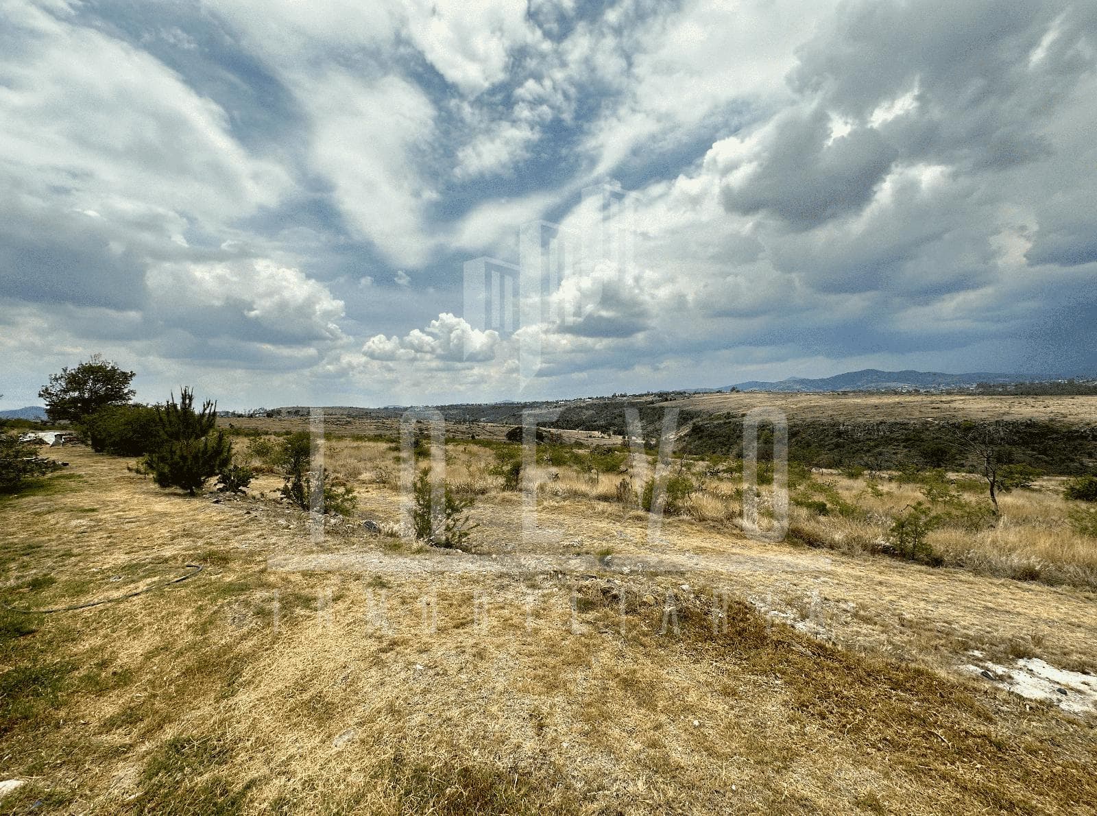 Rancho en venta con bastos recursos naturales y minerales - 1