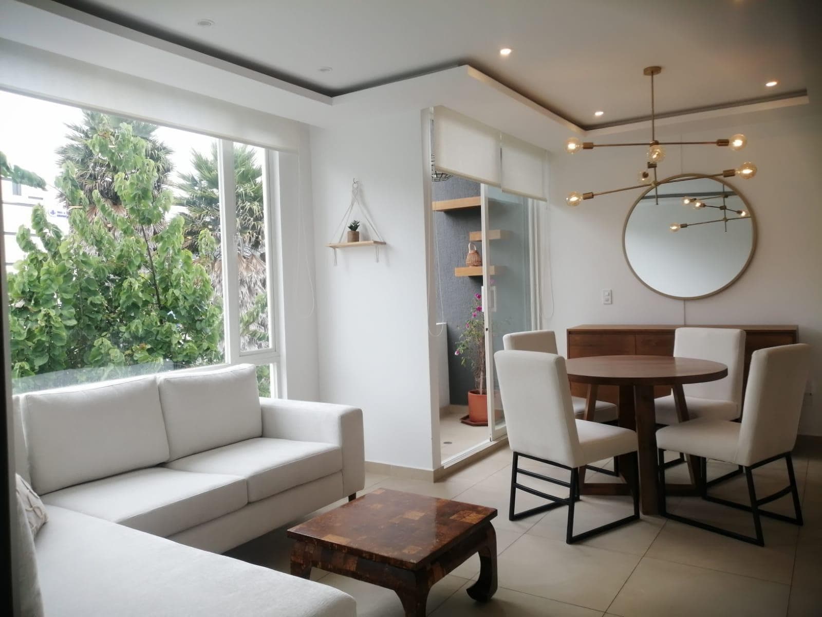 SUITE AMOBLADA DE ARRIENDO CUMBAYA - 1