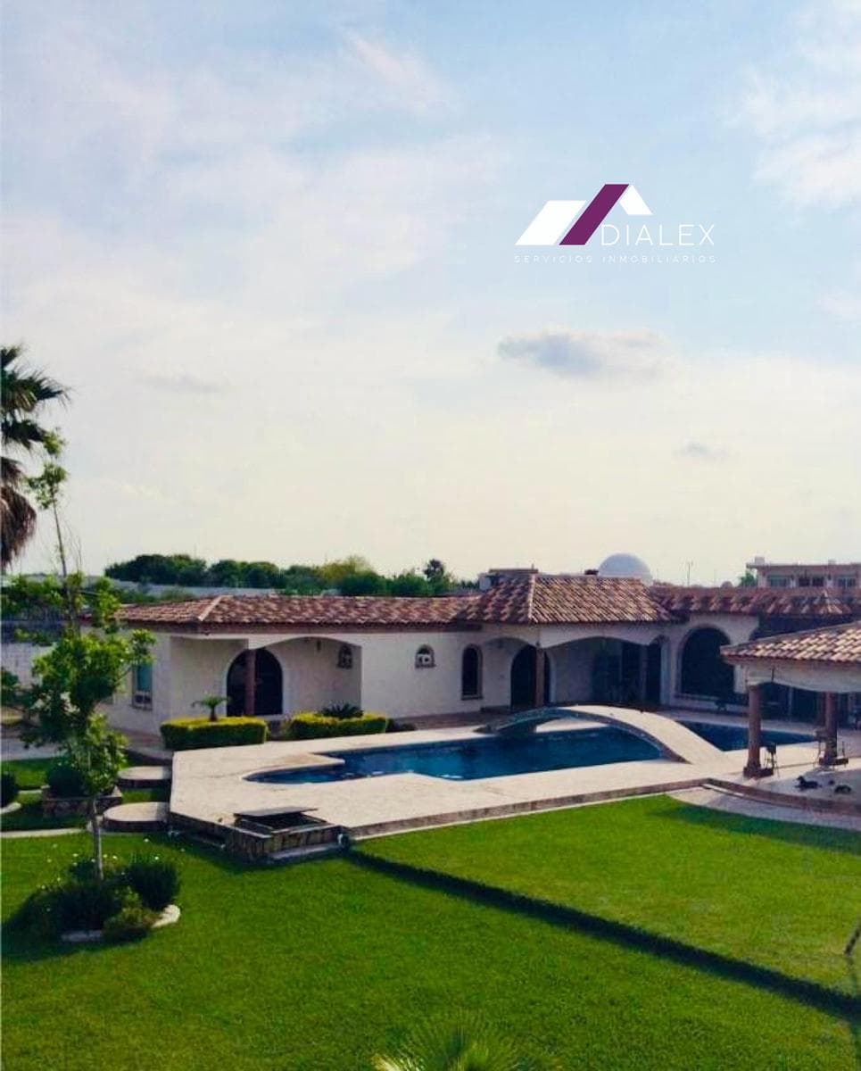 VENTA Quinta de 4,021 M2 en Col. Villas del Norte CIENEGA DE FLORES con Casa y 2 Departamentos - 1