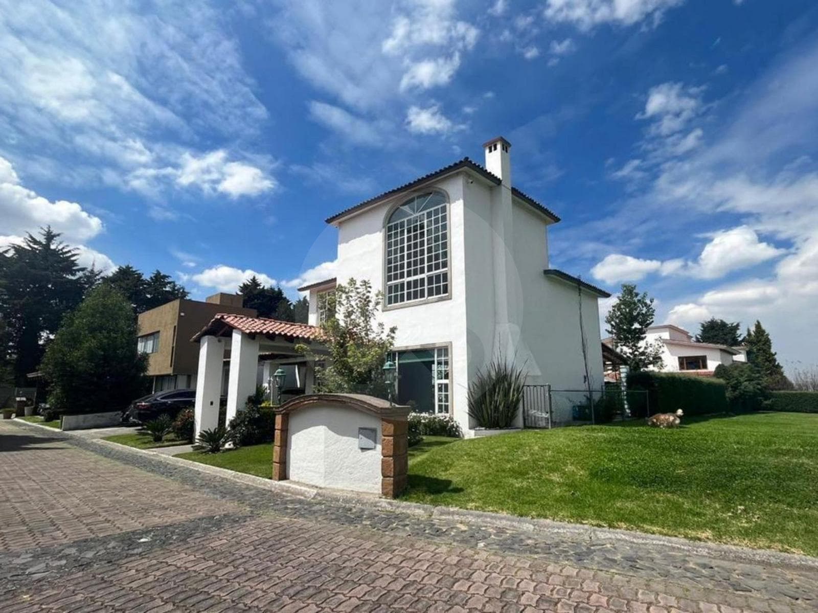 Amplia casa en venta a 40 minutos de Santa Fe - 1