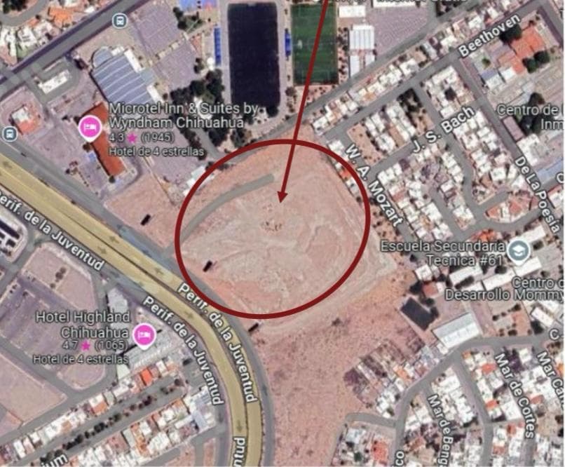 VENTA DE TERRERNO EN ZONA DE ALTA PLUSVALIA FRENTE A FASHON MALL - 1