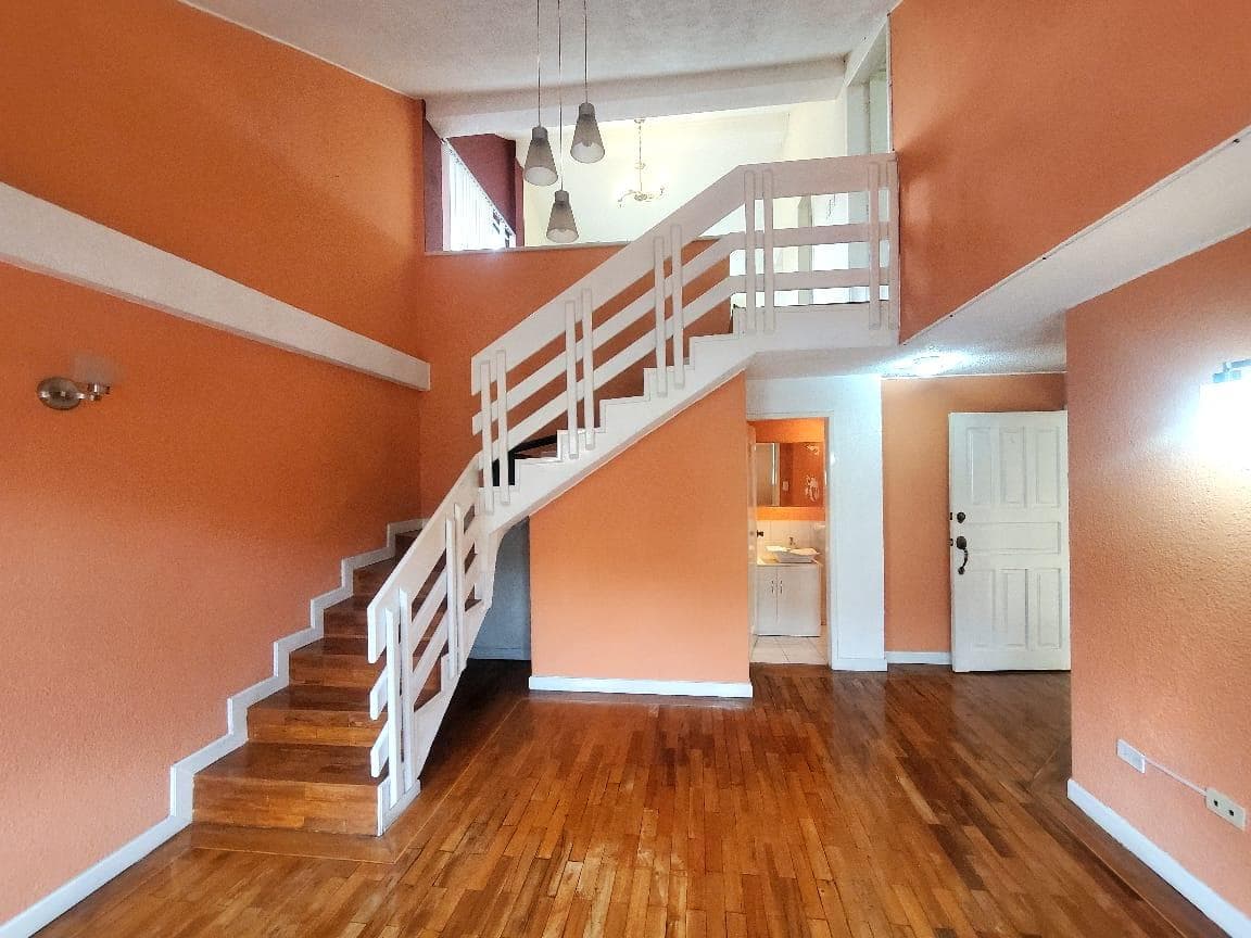 CT VENTA DEPARTAMENTO DUPLEX CON LINDA VISTA - SECTOR MONJAS – AUTOPISTA GENERAL RUMIÑAHUI - 1