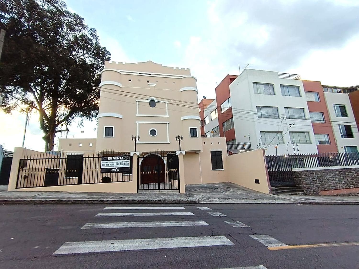 Edificio Comercial en Ponceano - 1