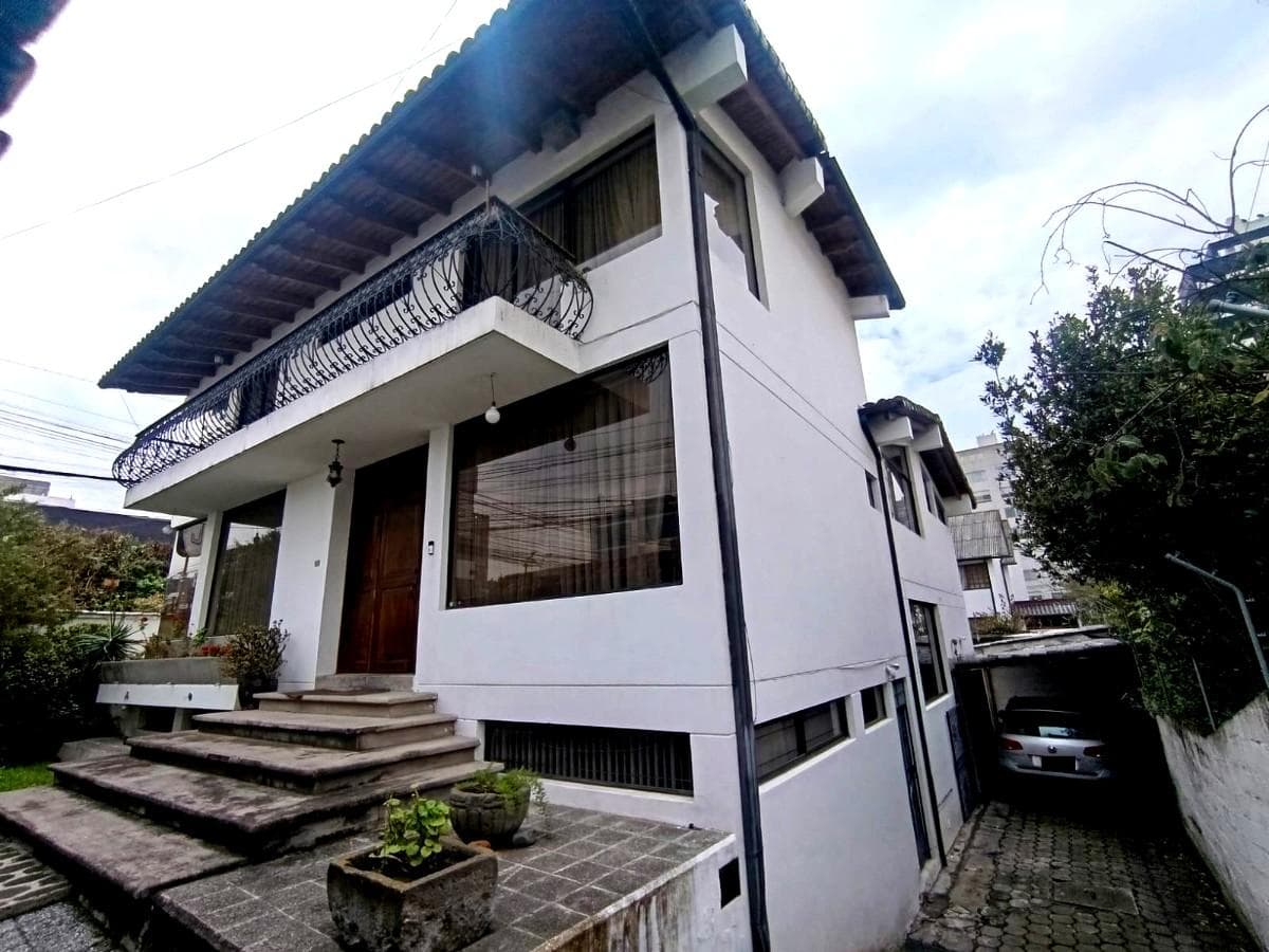 Vendo propiedad ideal para proyecto, Quicentro Norte! - 1