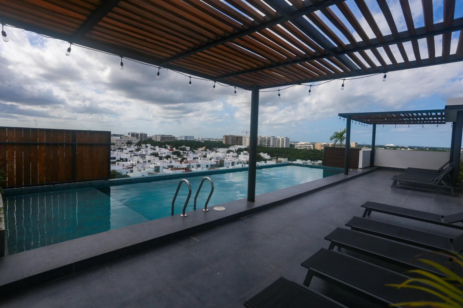 Departamento en Renta en Cumbres Gardens Cancun - 1