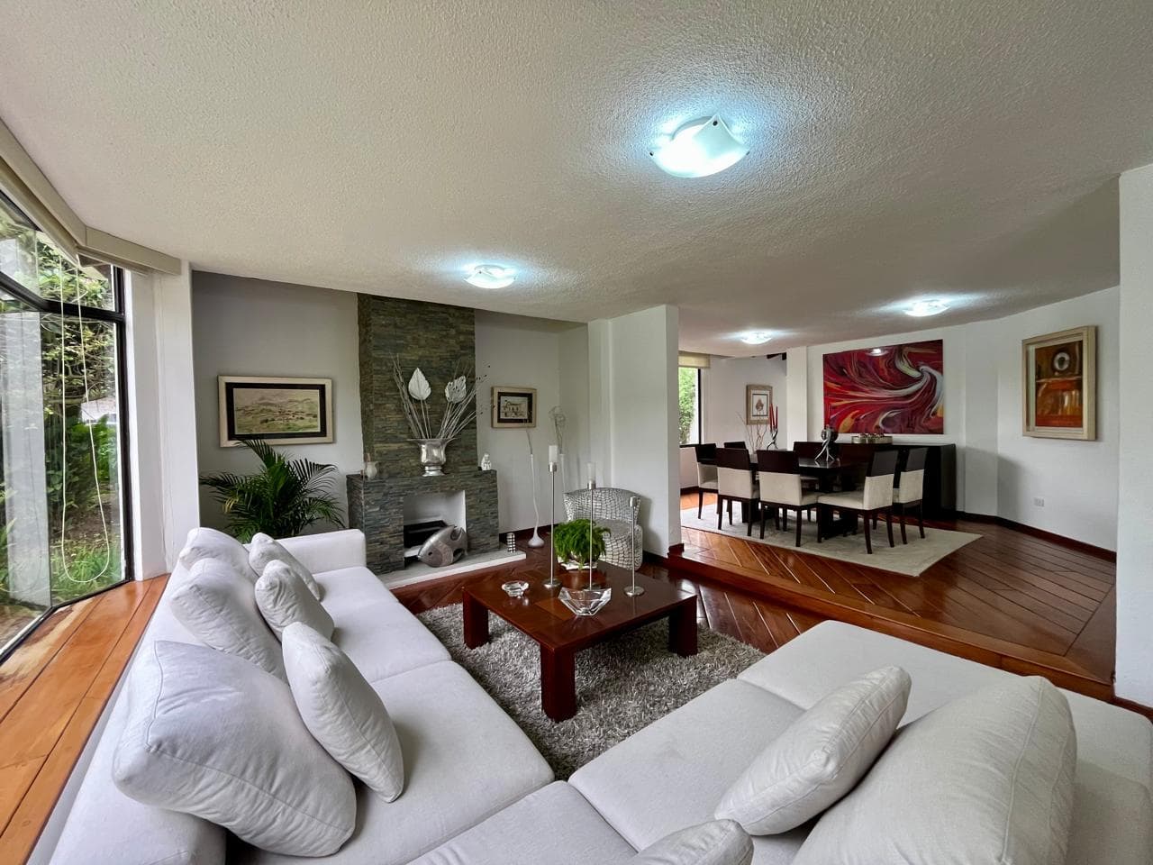 VENTA CASA SECTOR CUMBAYA - 1