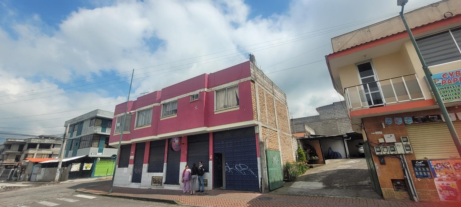 VENTA CASA RENTERA ESQUINERA 361M2 MACHACHI RENTABILIDAD GARANTIZADA - 1