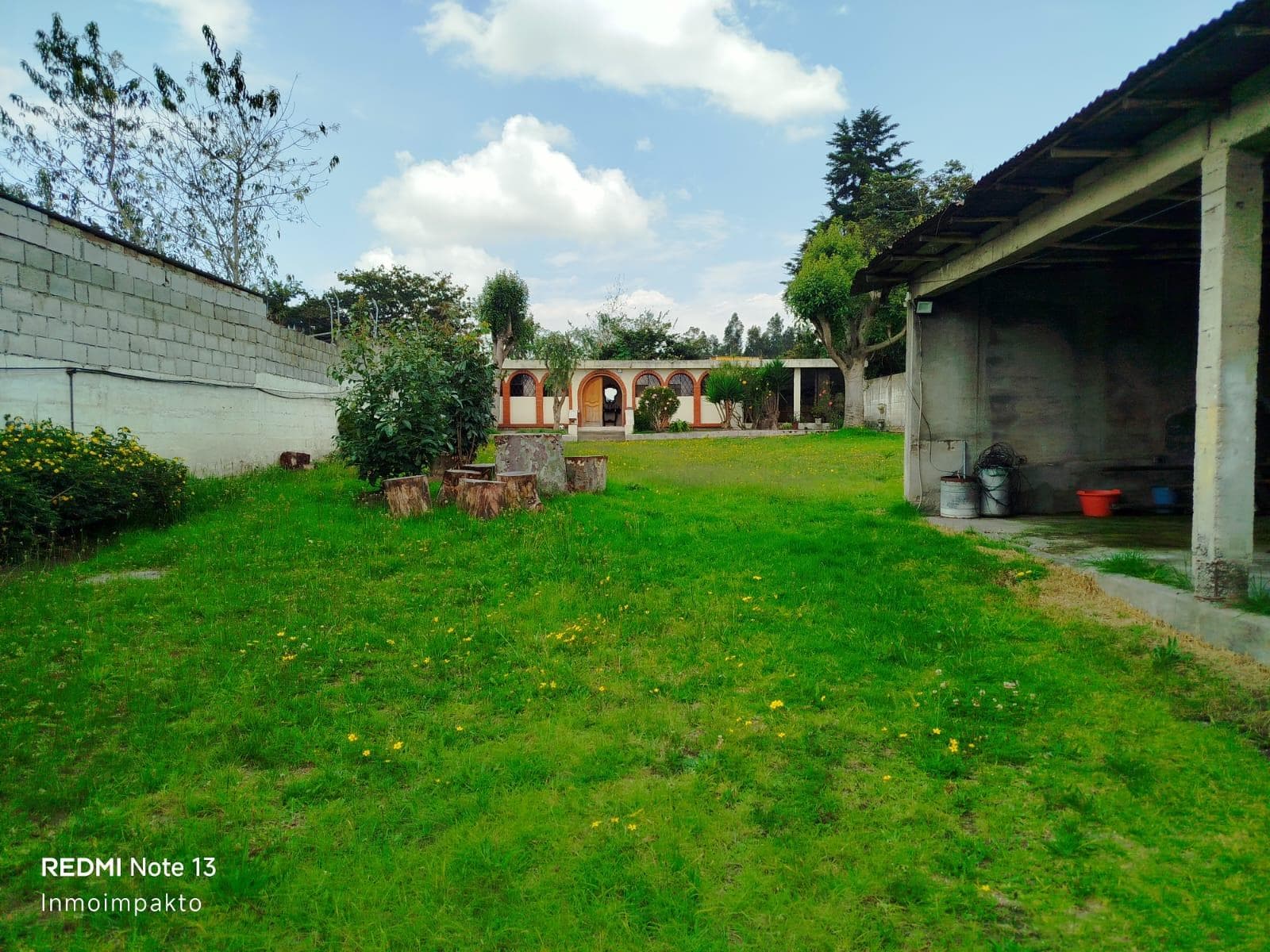 Venta de terreno con casa San Camilo Calderón - 1