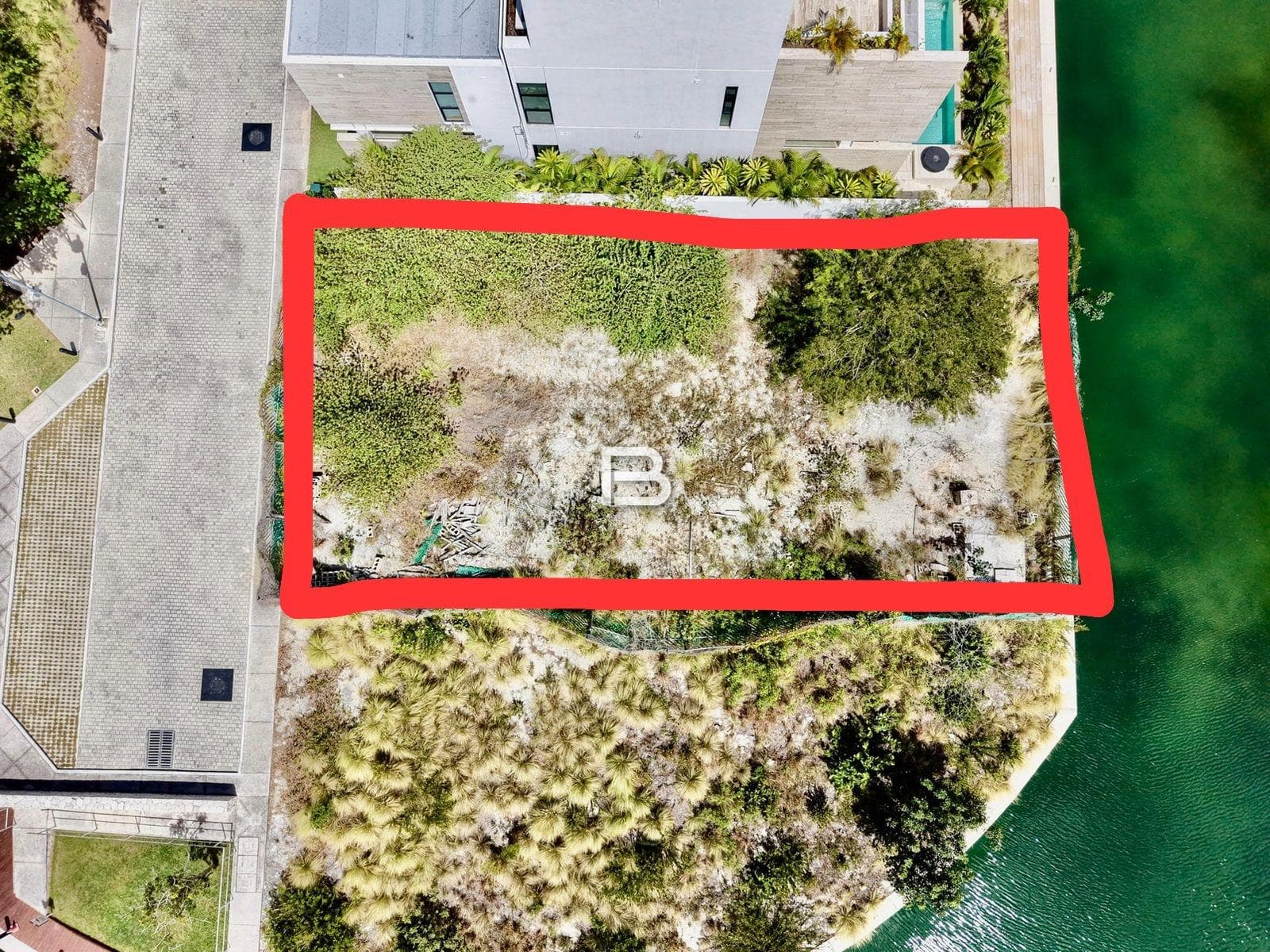 Terreno en Venta en Laguna 2 con Muelle - 1