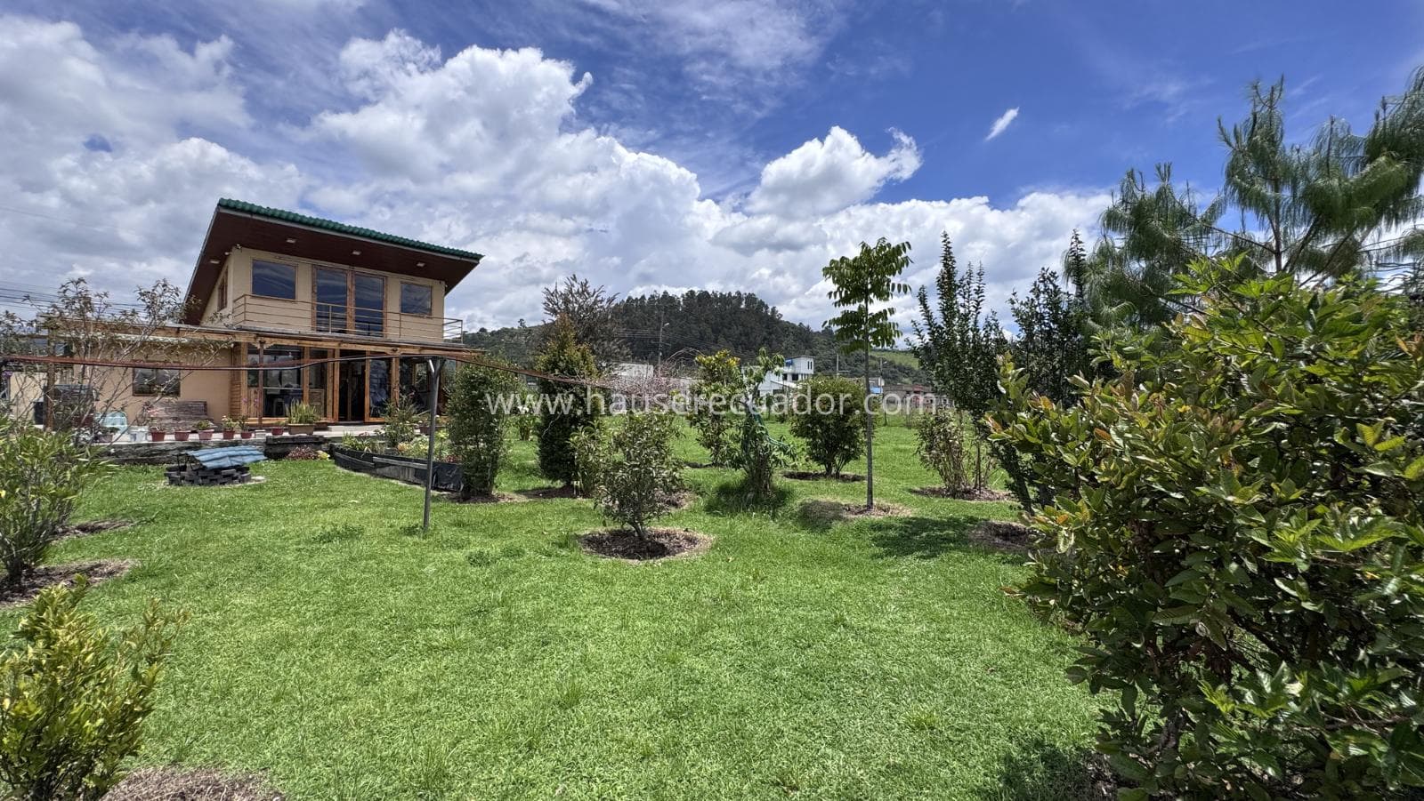 En renta 10.000 y/o 5.000m2 de terreno con cabaña | vía Cascadas Condor Machay -Valle de Los Chillos - 1
