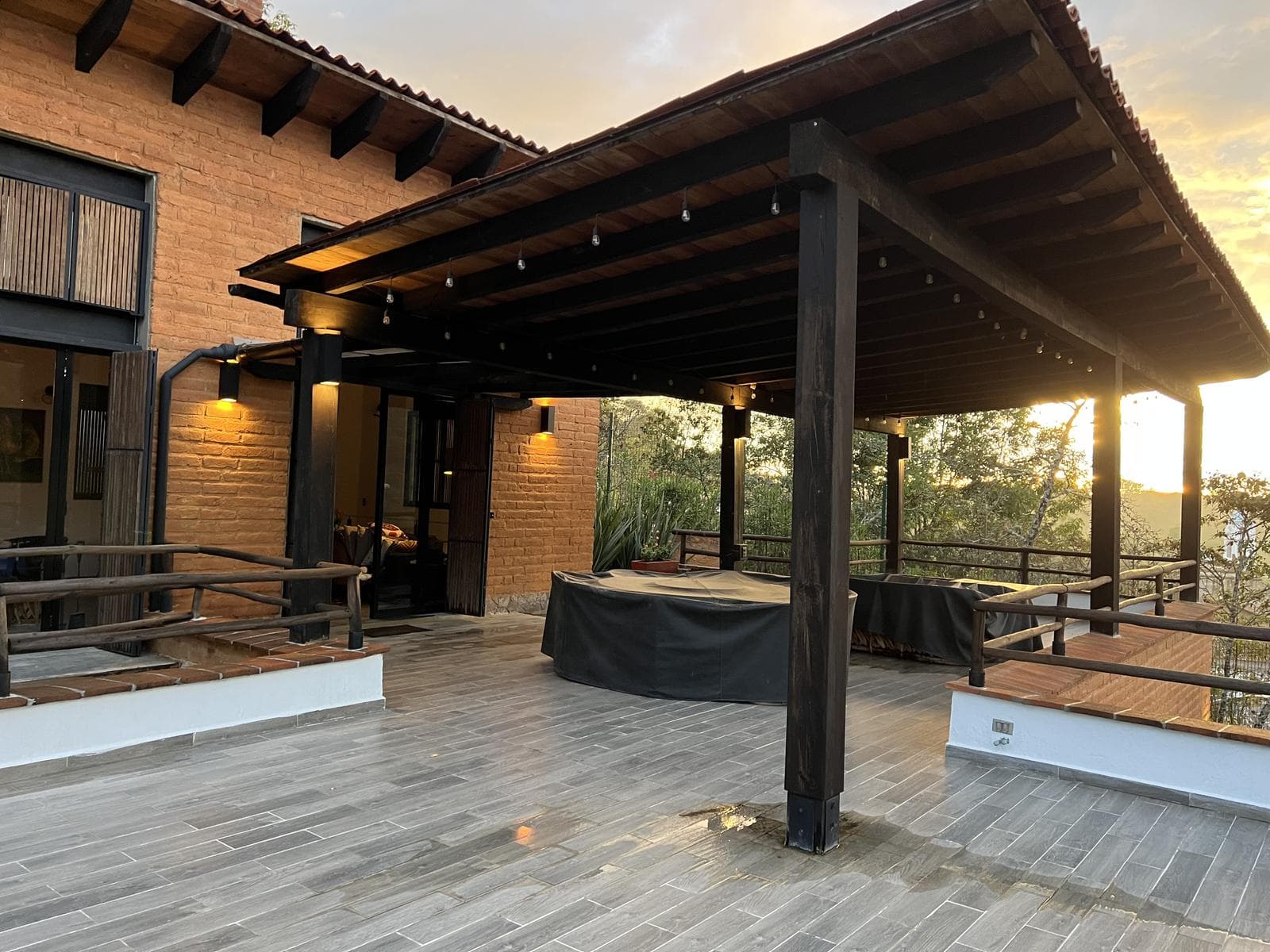 Casa en San Sebastian del Oeste - 1
