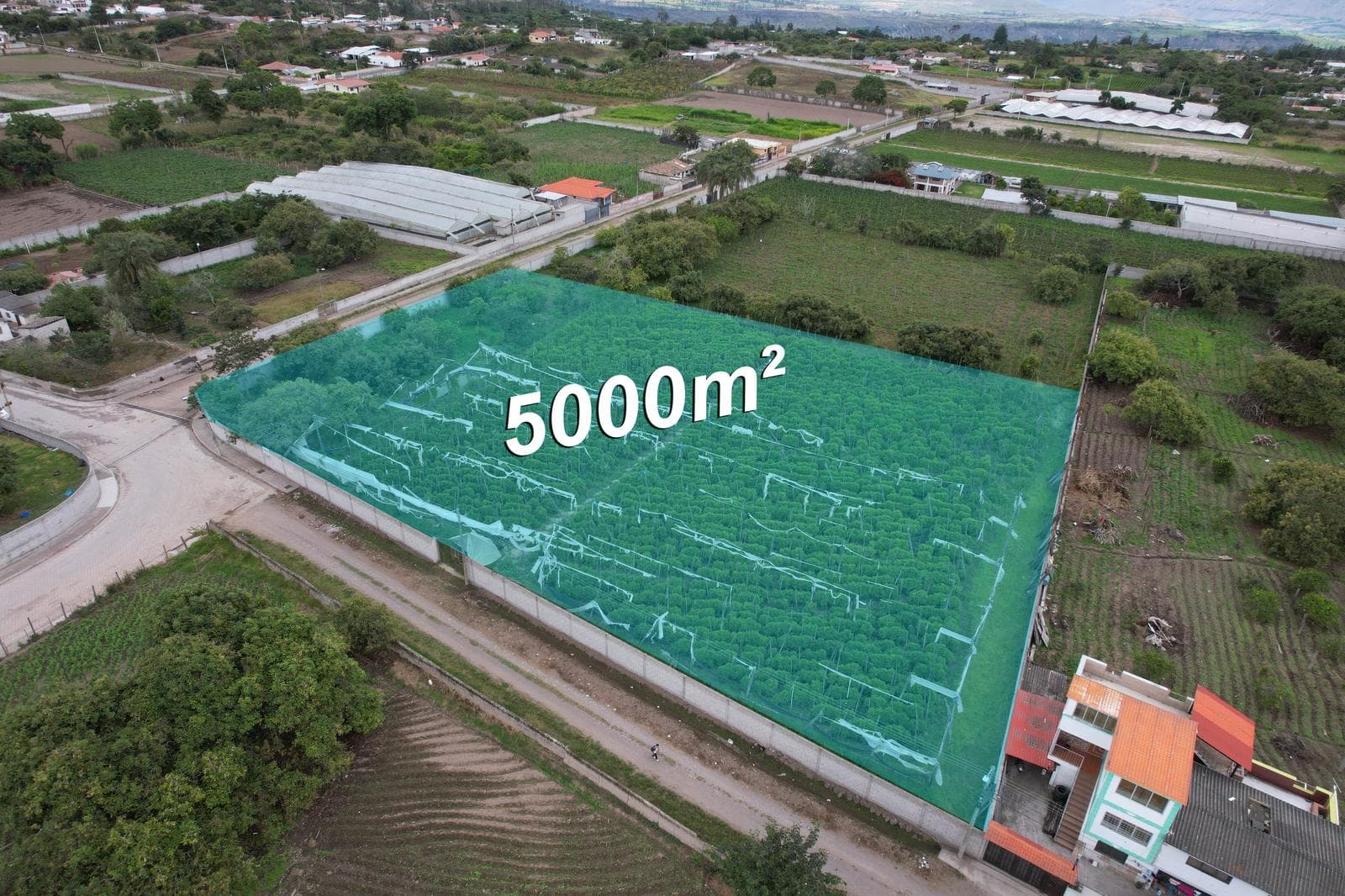 TERRENO ESQUINERO 5.000 m² | CENTRO DE CHALTURA | IDEAL PARA PROYECTO INMOBILIARIO - 1