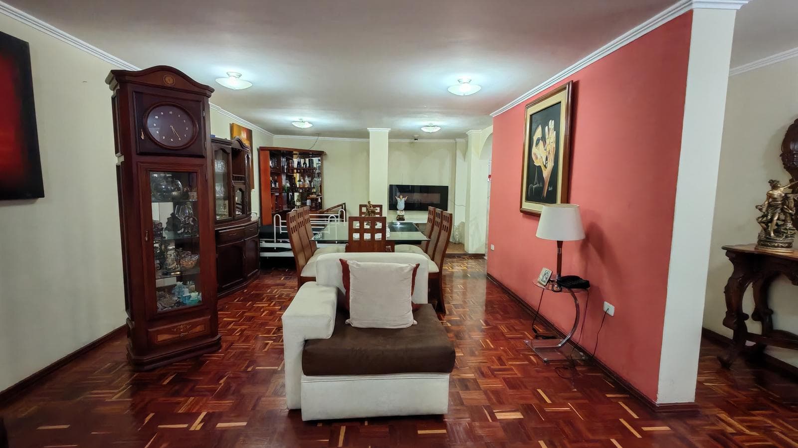 Casa en Venta 4 Dormitorios 215m² - Sector California Alta - Quito - 1