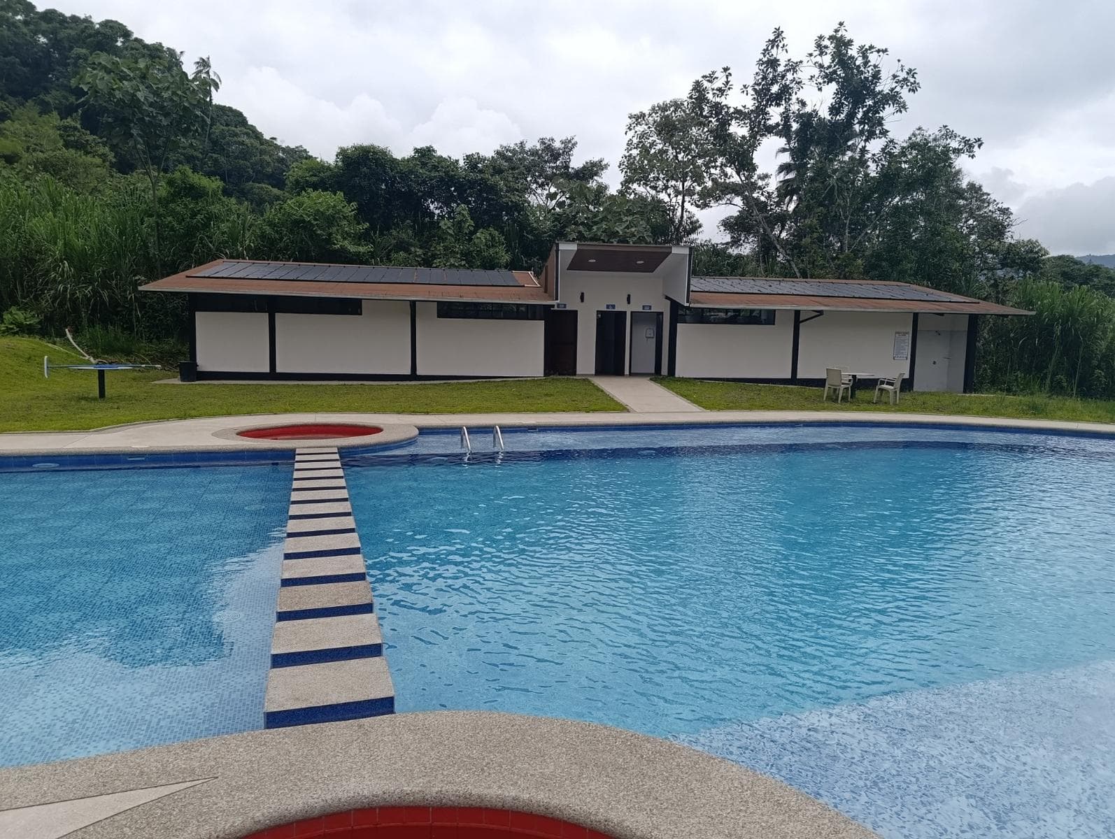 Terrenos de Venta en Mindo Dentro de Urbanización Privada - 1