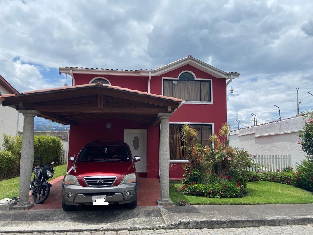 Casa en venta sector San Gabriel - Mirasierra - 1