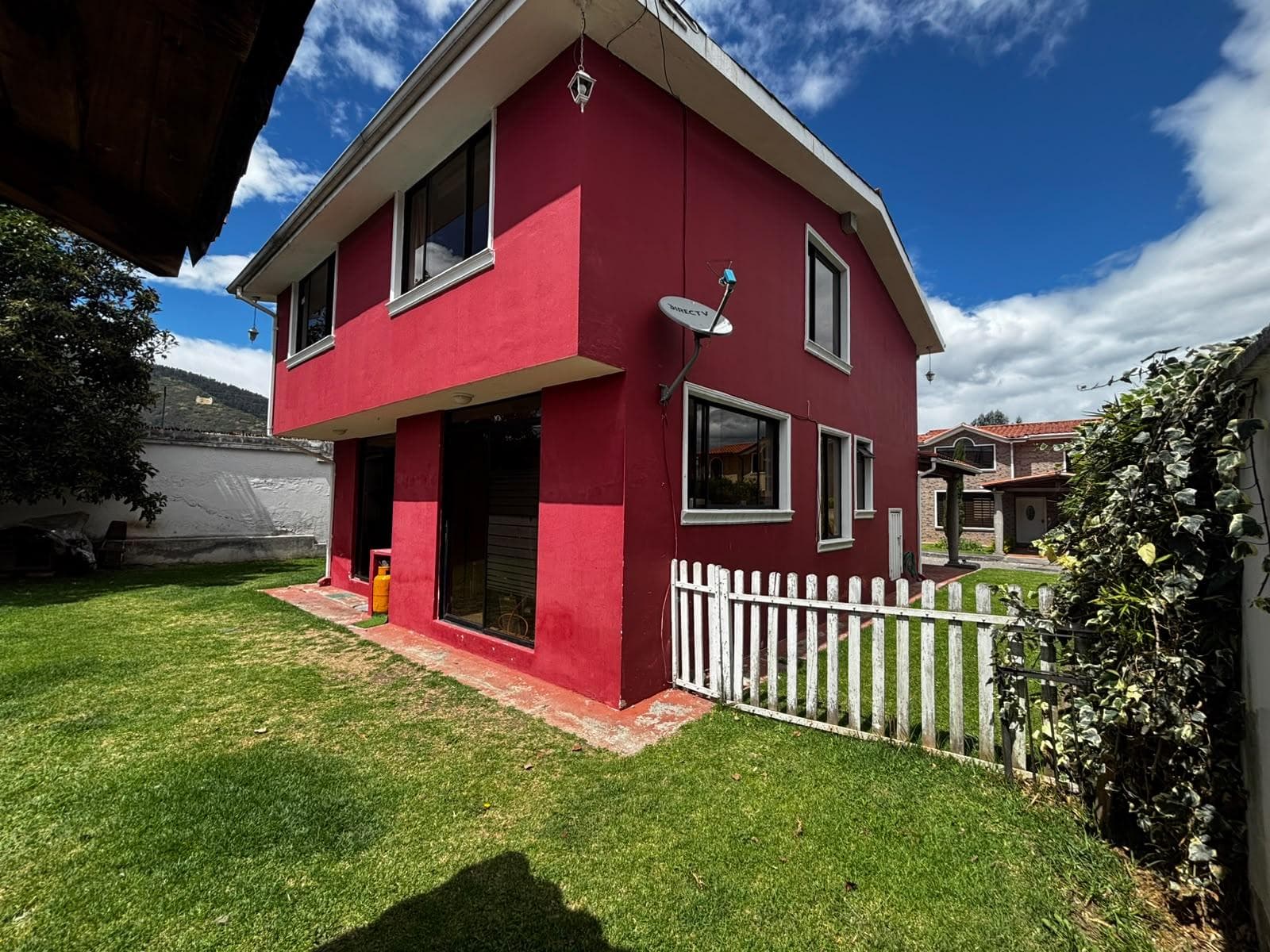 Casa en venta sector San Gabriel - Mirasierra - 1