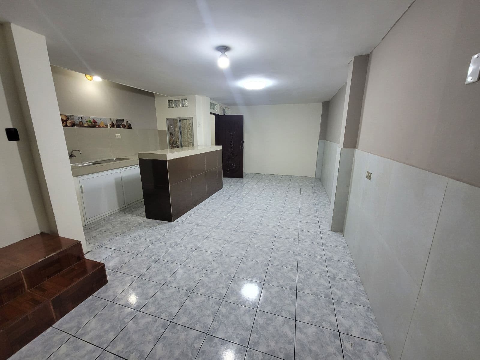 Alquiler Suite/departamento Cdla La Garzota Guayaquil Norte, 1 habitacion, v.a. - 1