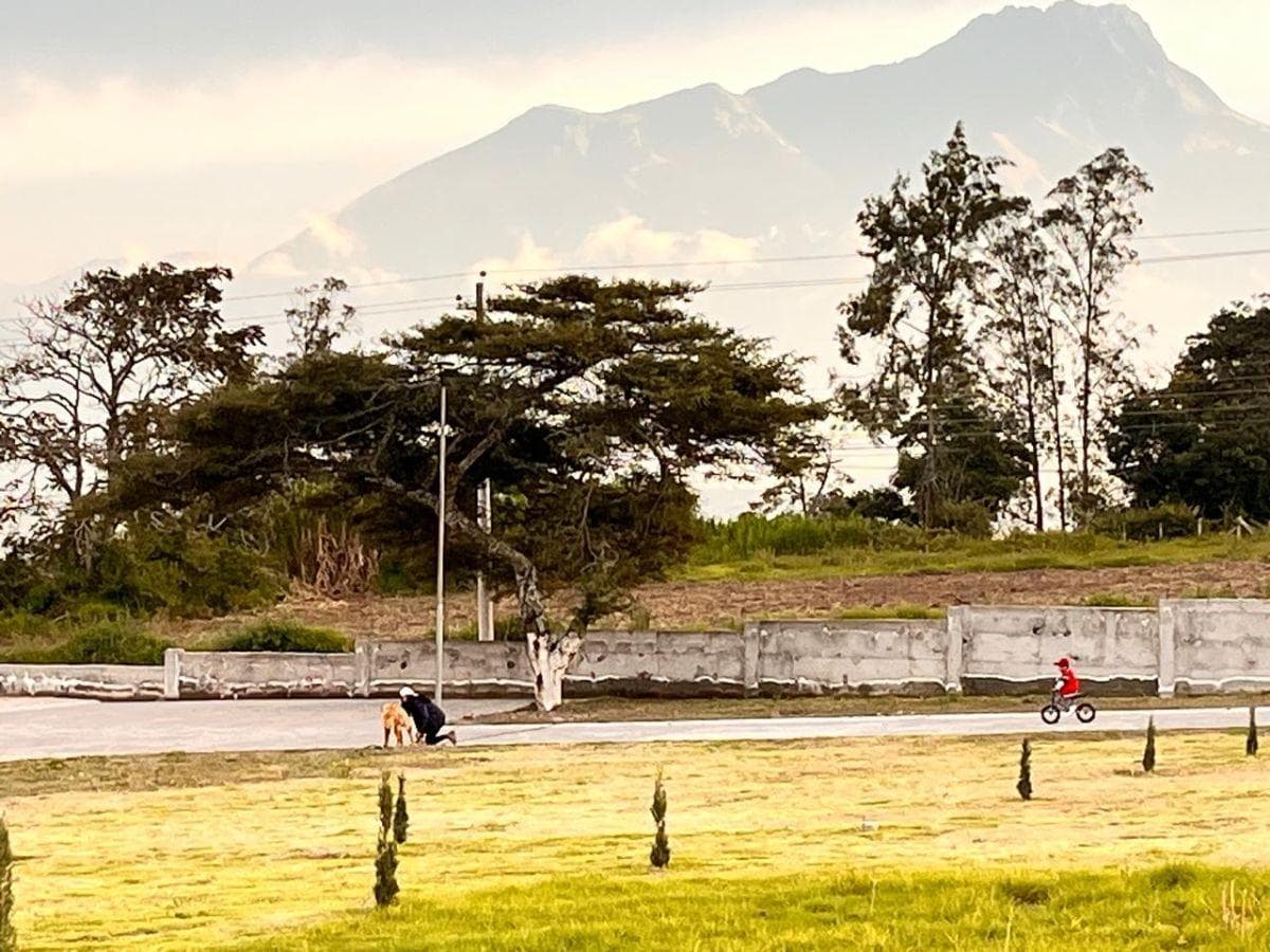 Terreno en venta en Urbanización El Naranjo – Urcuquí, Imbabura - 1