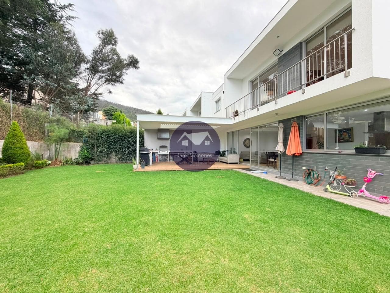 Hermosa casa en venta, Conjunto Exclusivo, Sector Rancho San Francisco - 1