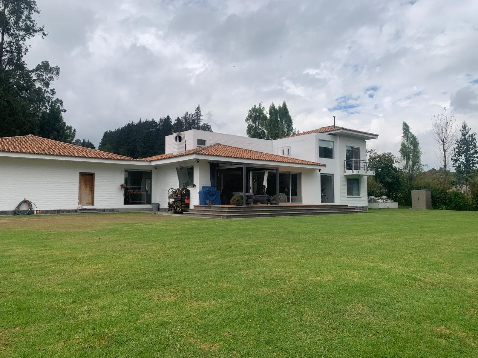 Casa en Venta sector Pifo dentro de un conjunto de 11 casas 2380m2 de terreno - 1