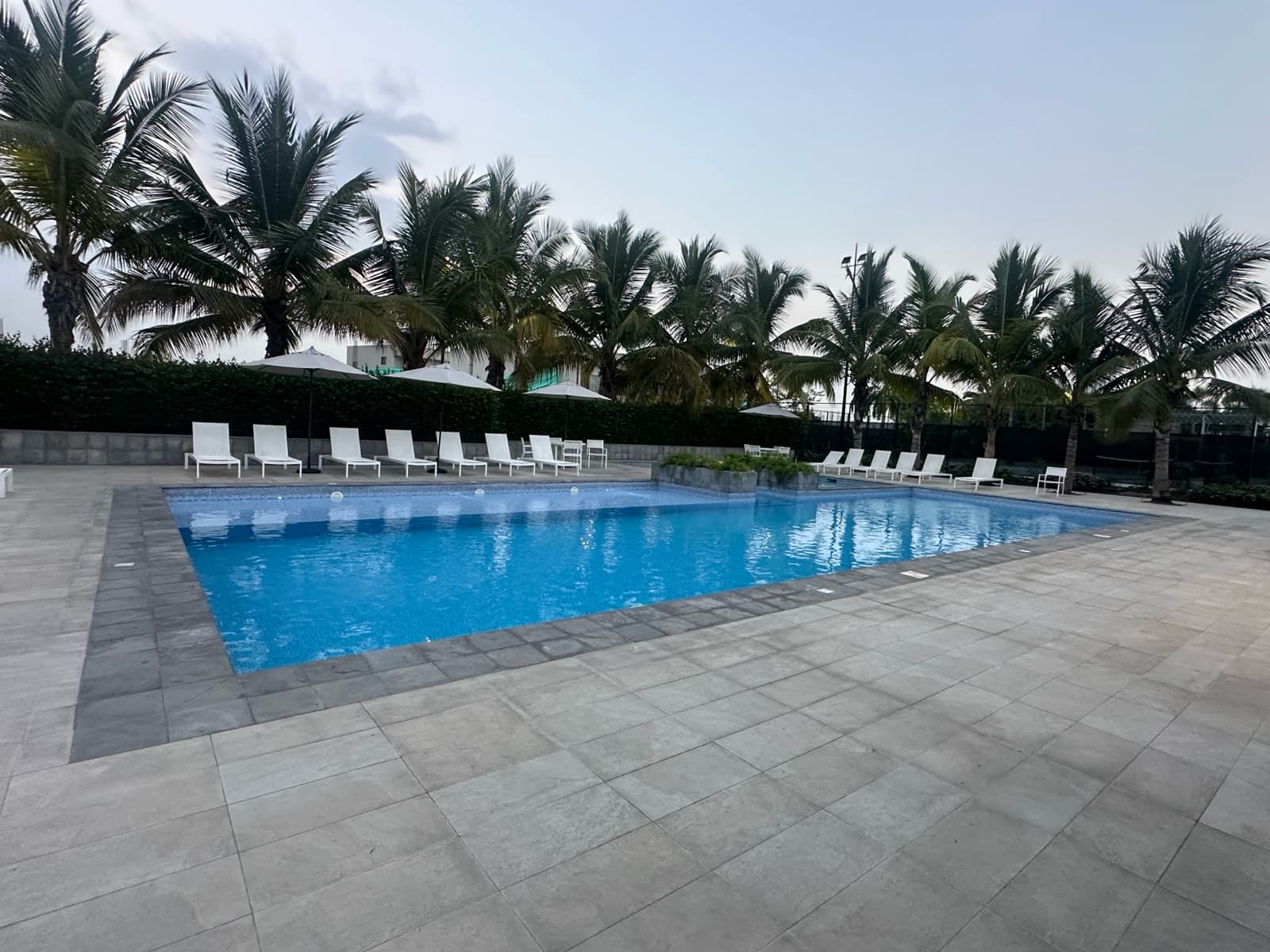 SE VENDE DEPARTAMENTO MOCOLI SAMBORONDON ICON BAY 3 DORMTD (JLR) - 1