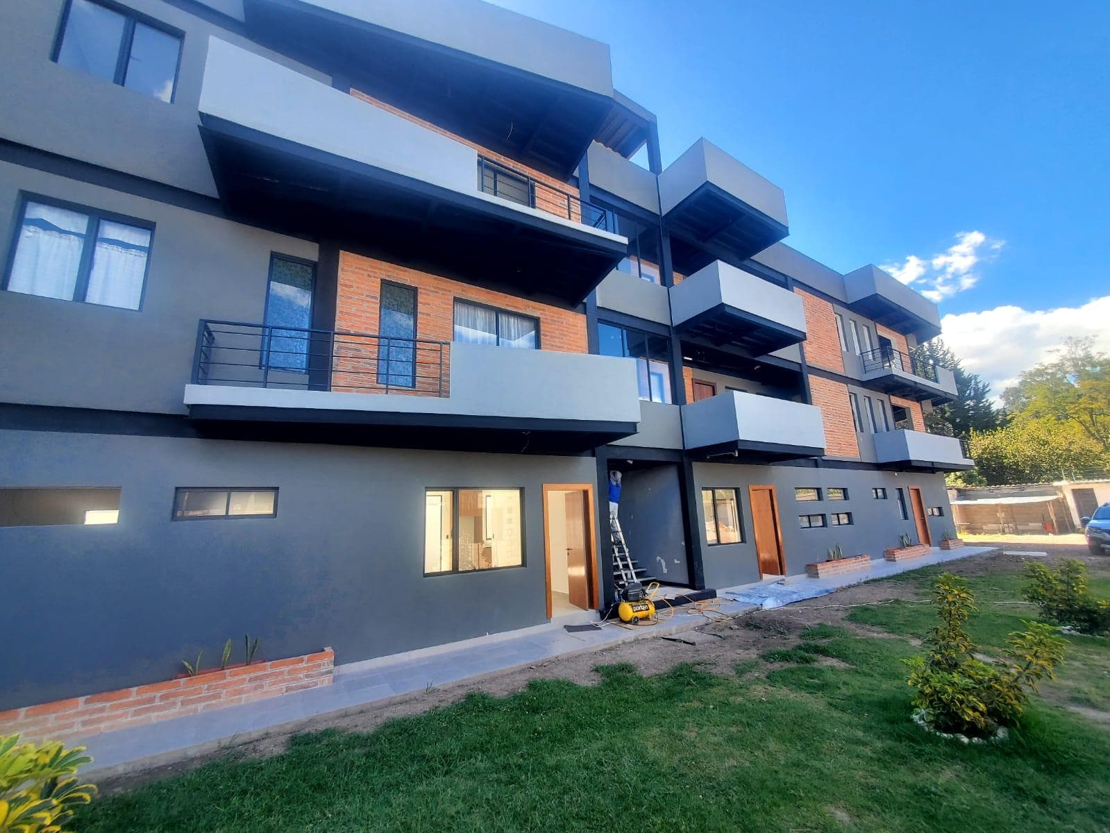 Suite en Venta Nueva a Estrenar en el Valle de los Chillos - 1